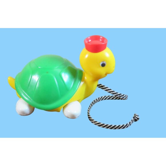 Vintage 1980 Blue Box Pull-Along Turtle Toy with Red Sailor's Hat - Picture 2 of 5